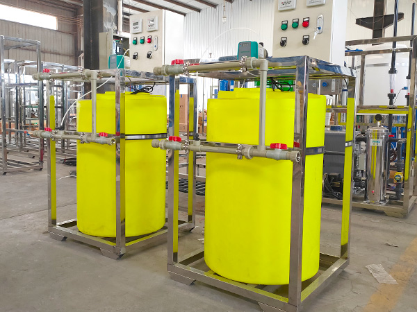 工业循环水阻垢全自动加药装置